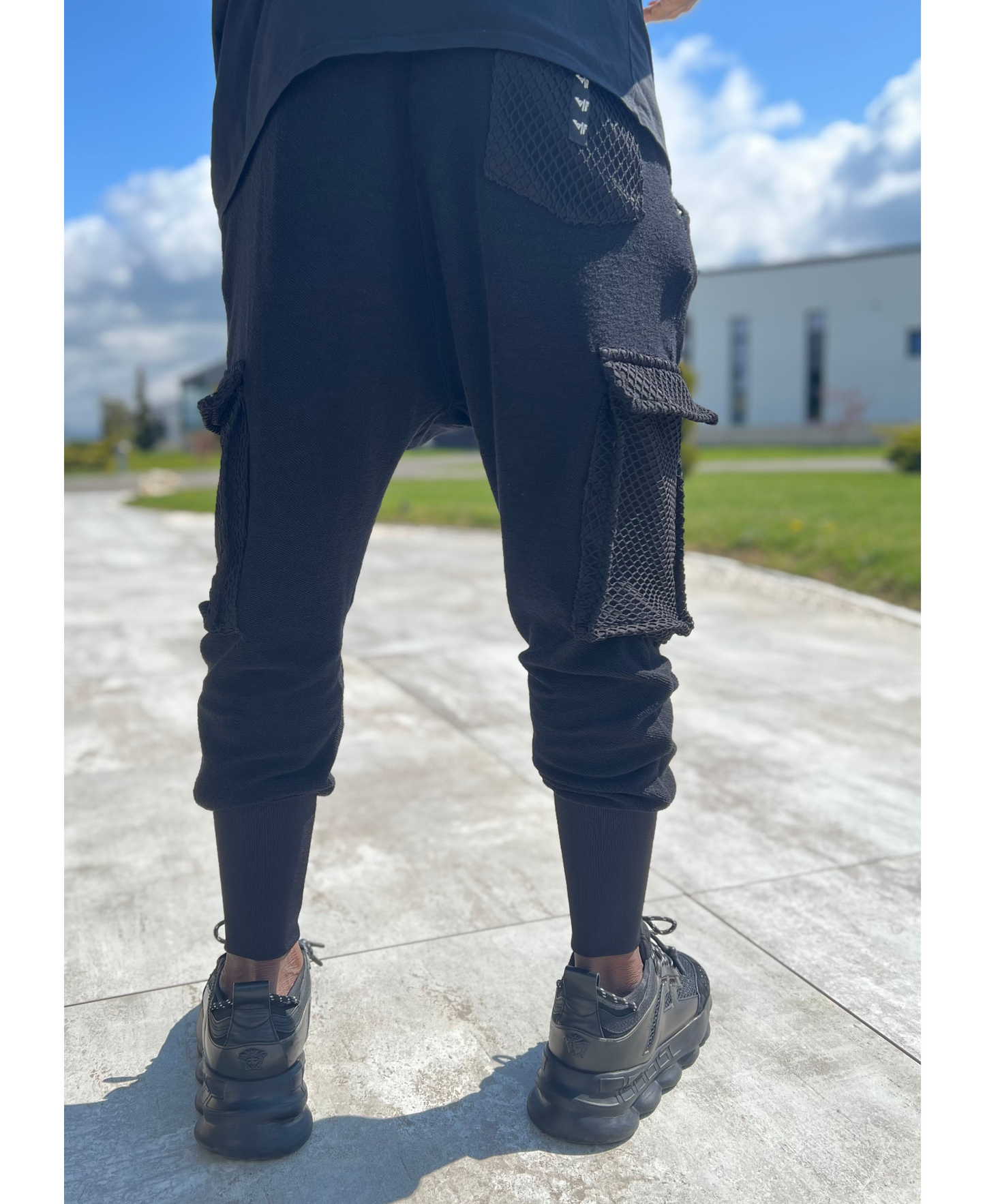 Black trousers with net on the pockets