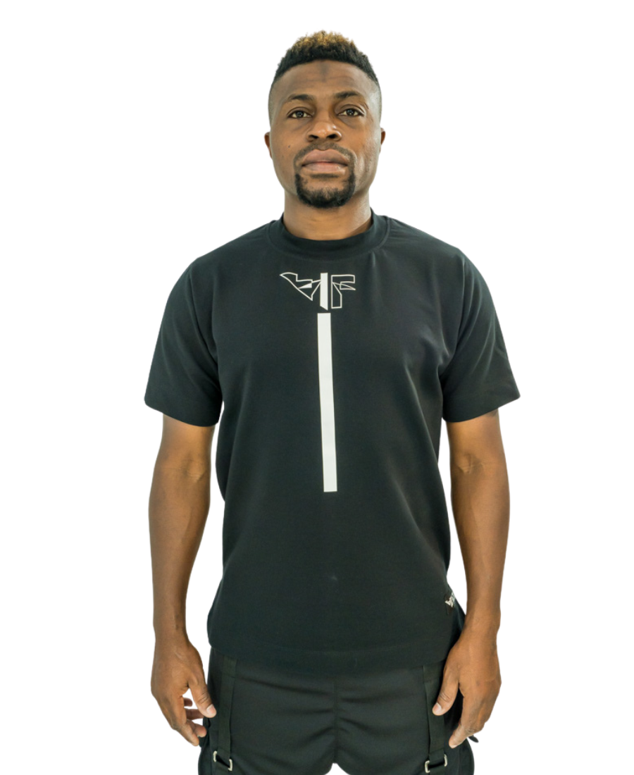 Black t-shirt with front print