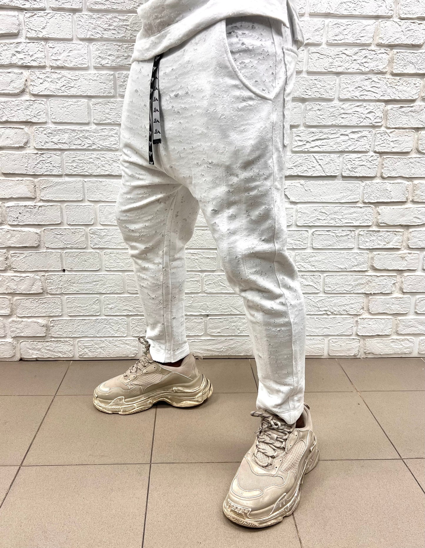 Green & Off-White Two-Piece Set with Stitch Detail