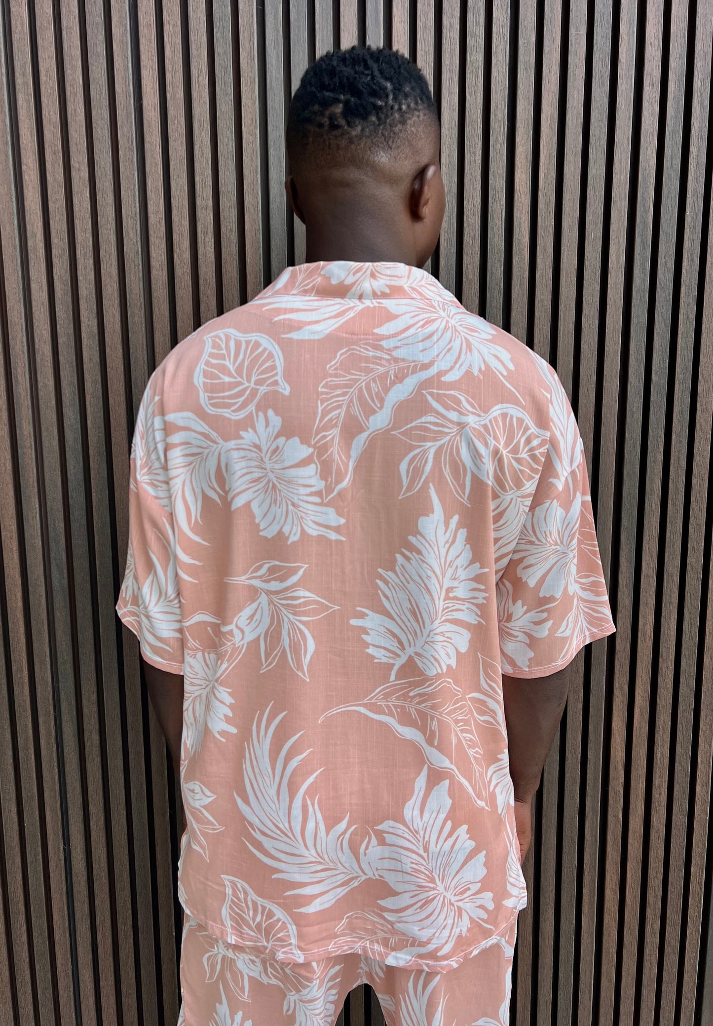 Tricou in culori de vara
