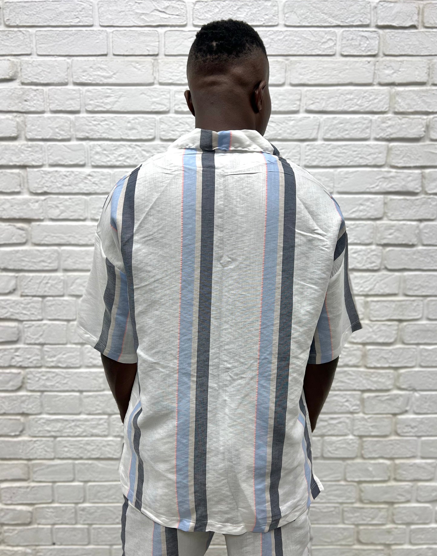 Tricou in culori de vara
