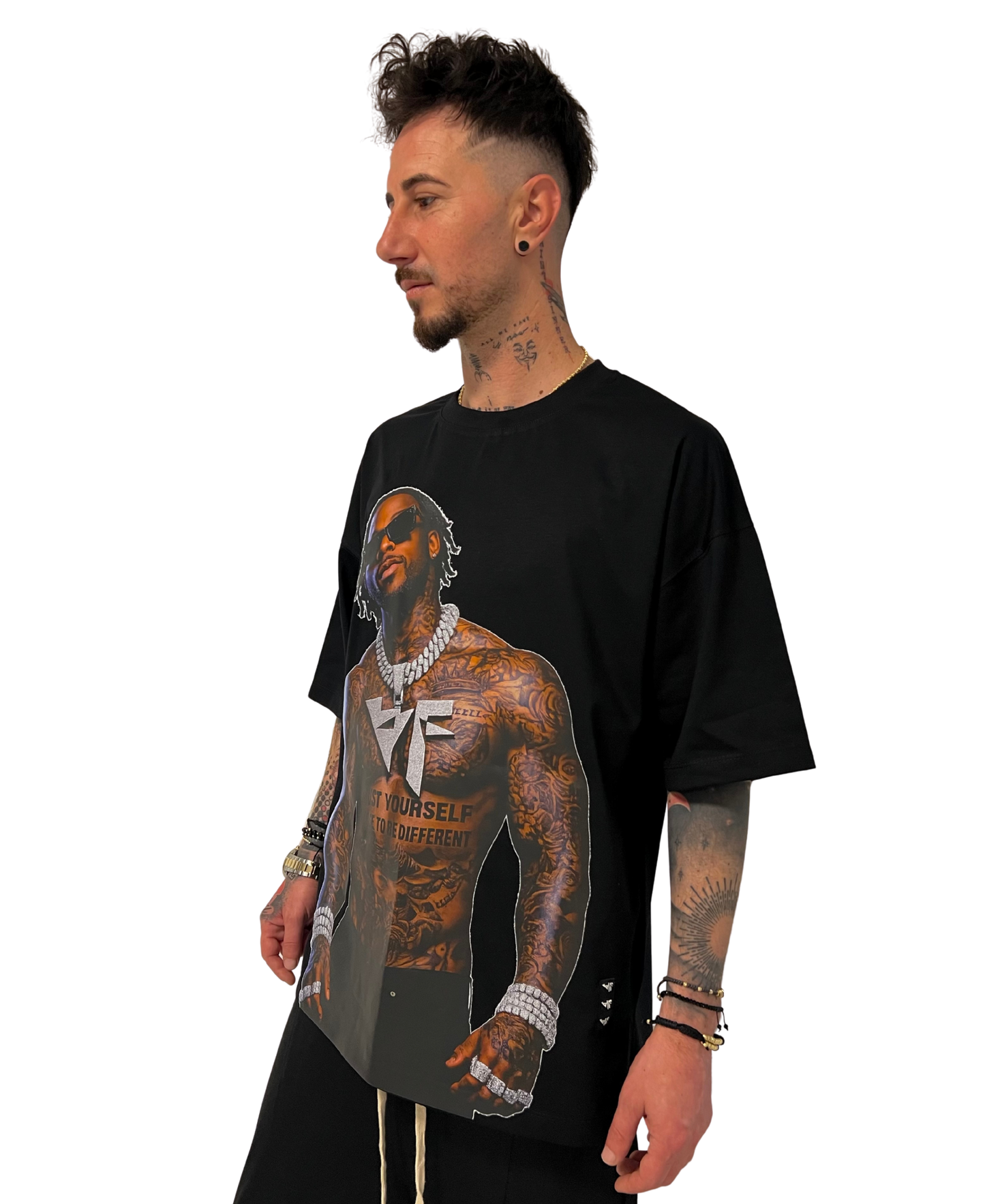 Tricou negru cu print
