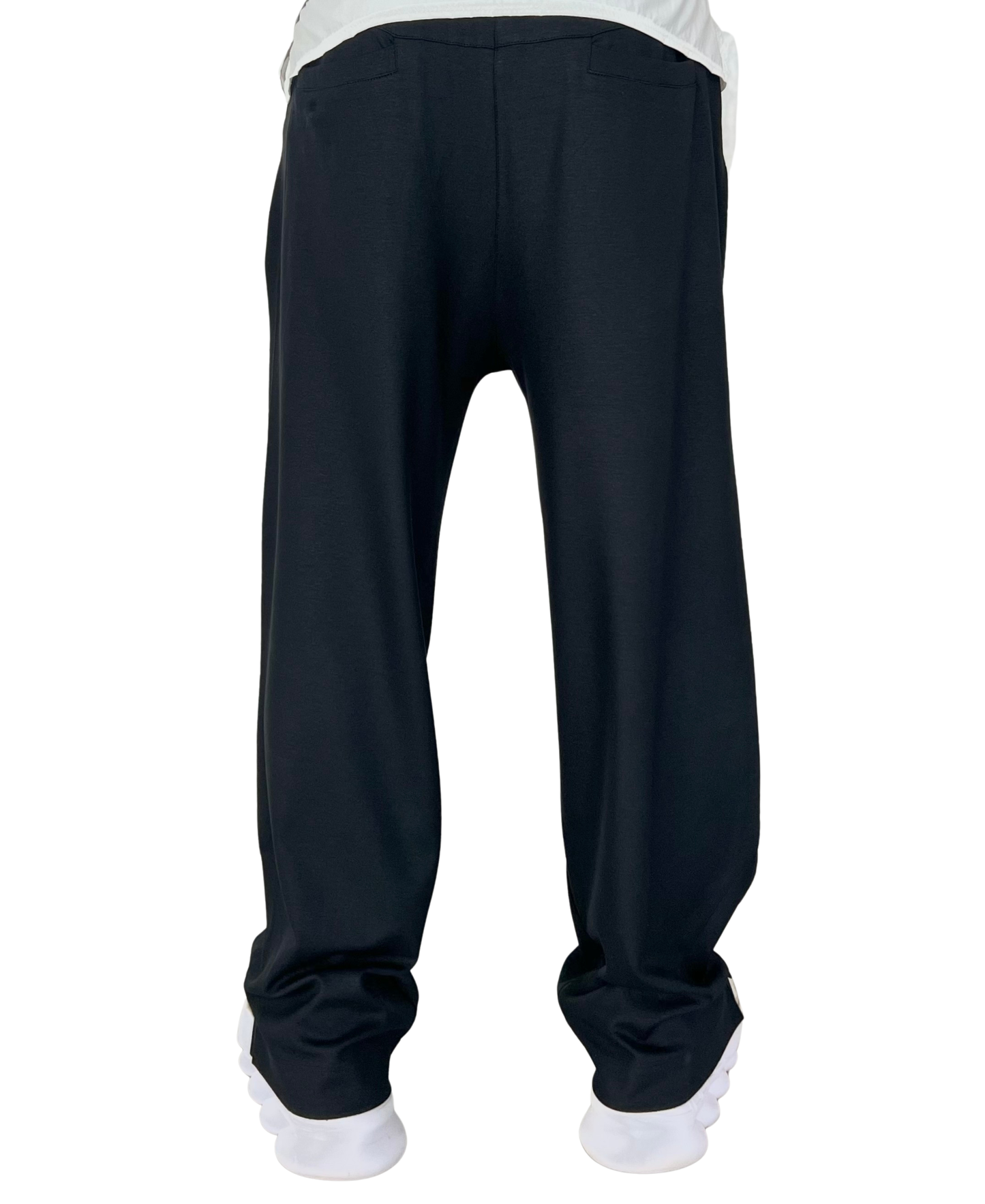 Pantaloni negri cu snur crem si cusaturi de design