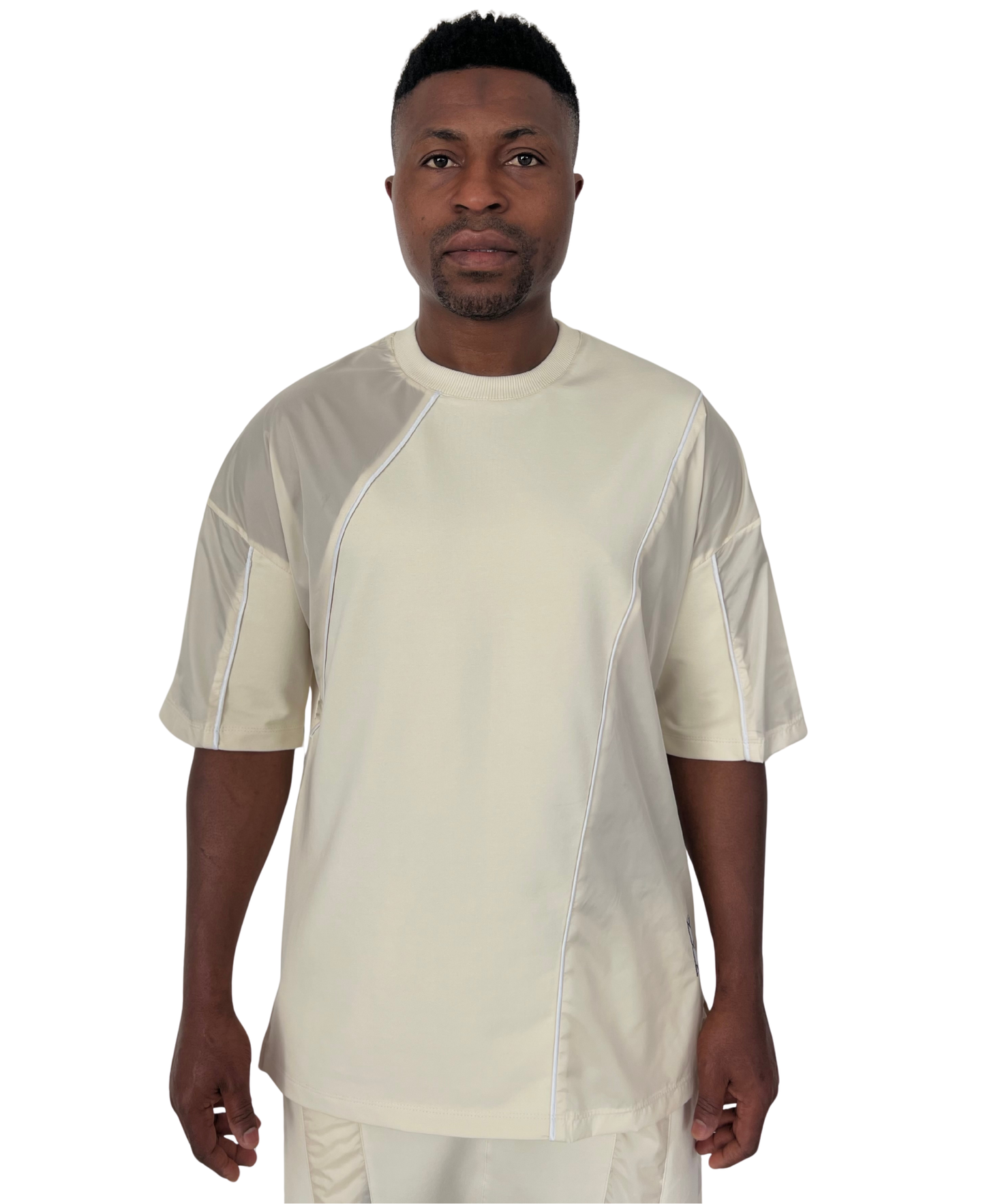 Tricou off-white (crem) cu detalii din fas si vipusca alba