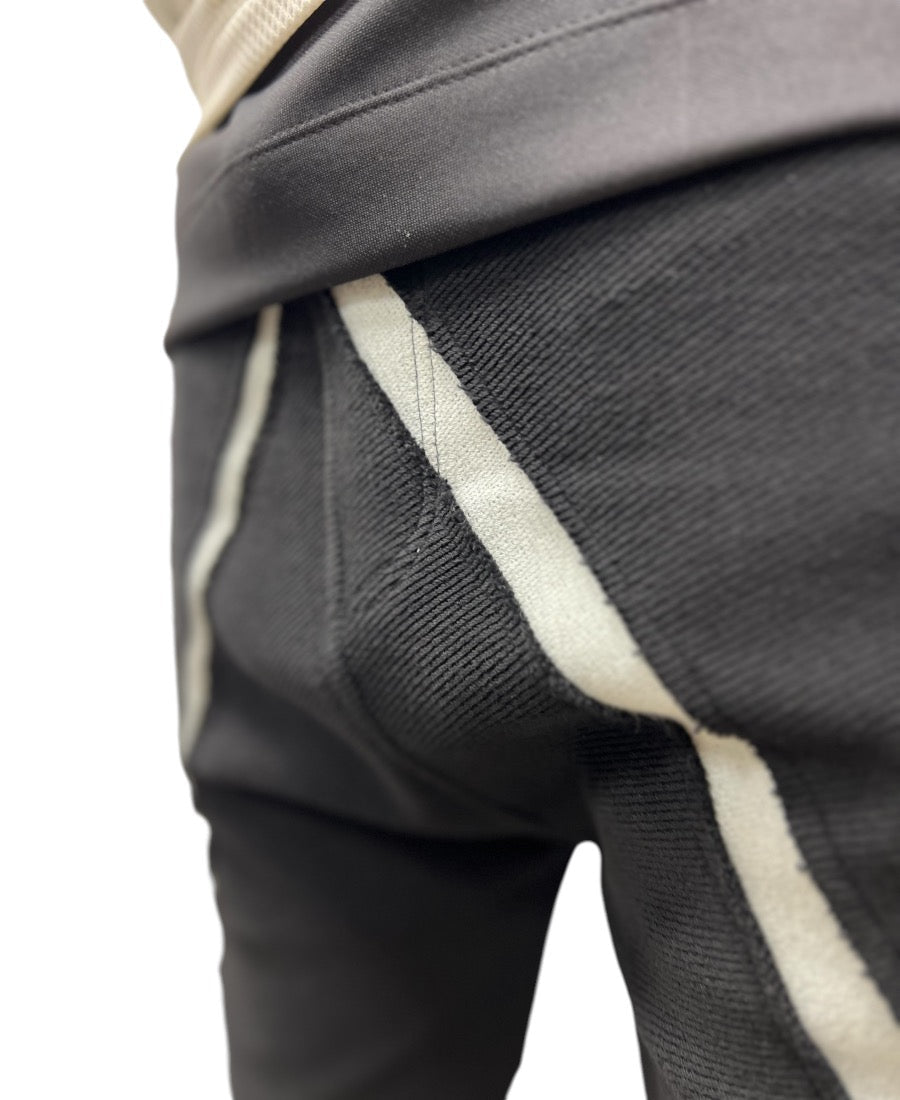 Black Jeans