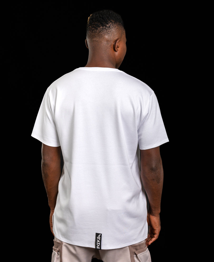 Tricou alb oversize vopsit si cu banda neagra