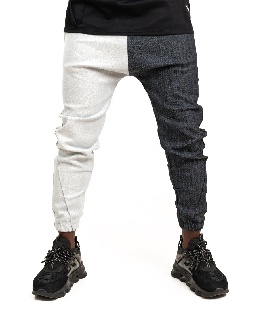 Pantaloni tip blugi