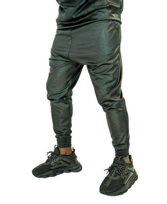 Black trousers made with very flexible material
