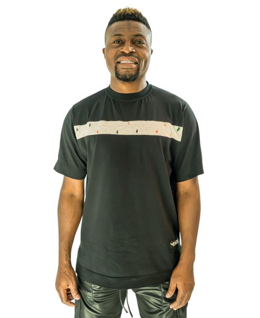 Tricou negru cu detalii vopsite