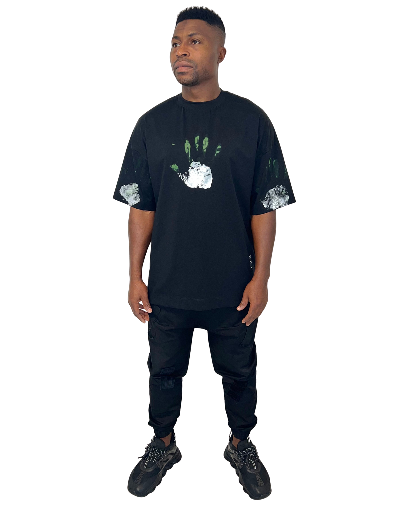 Tricou negru vopsit manual