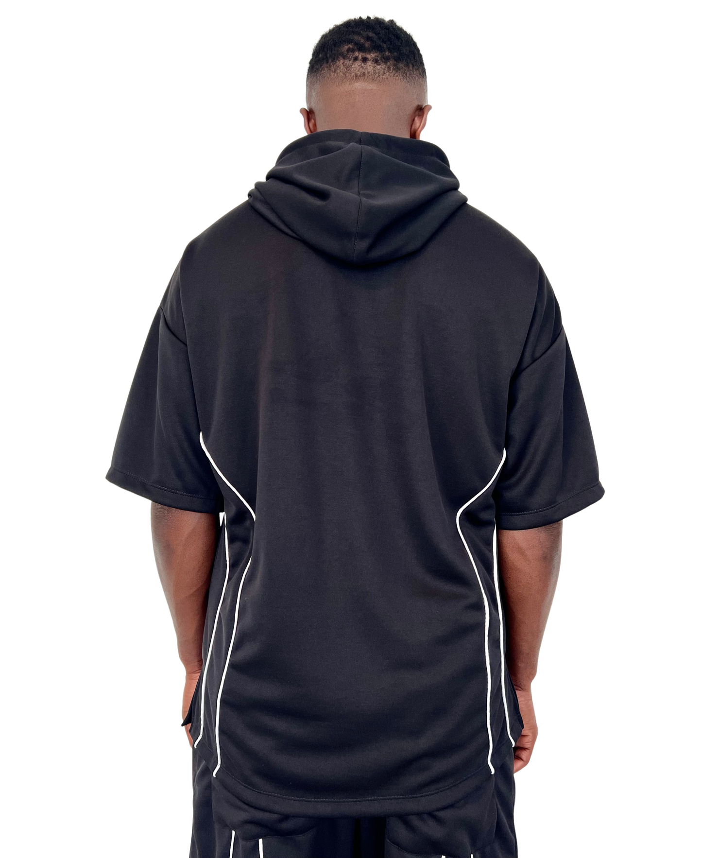 Tricou negru cu vipusca alba
