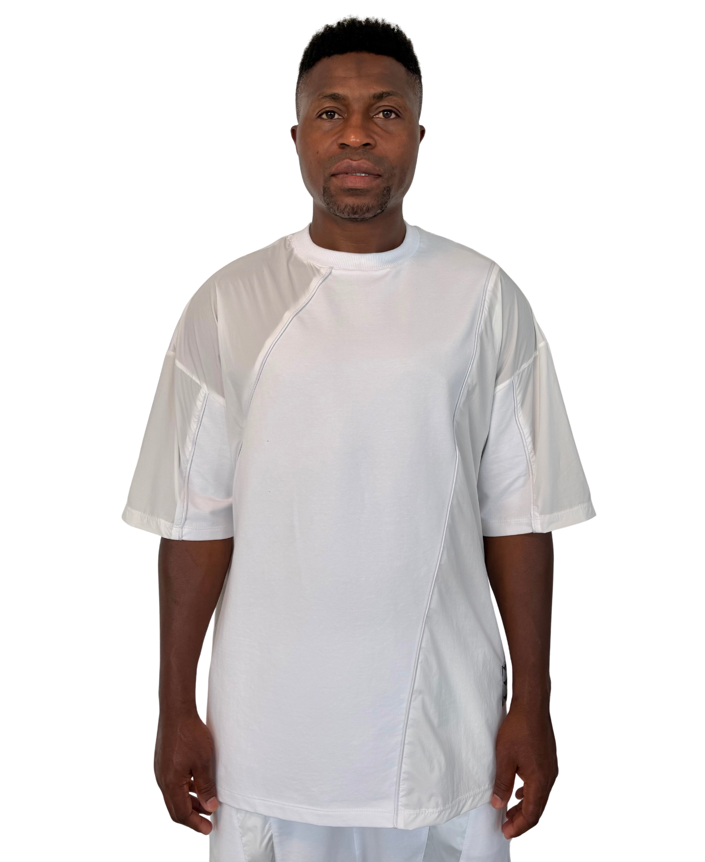 Tricou alb cu detalii din fas si vipusca alba