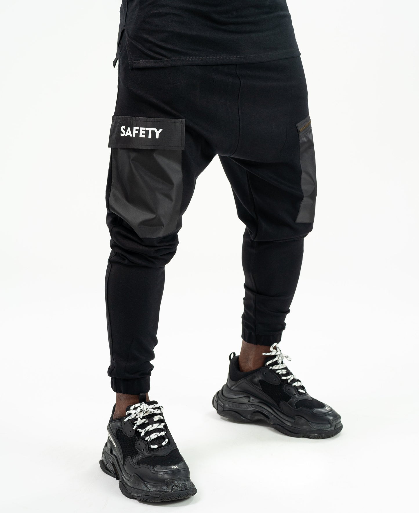 Black trousers with safety message - Fatai Style