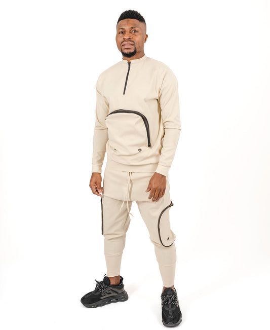 Compleu crem cu buzunare si fermoare de alama (buzunar detasabil la pantalon)