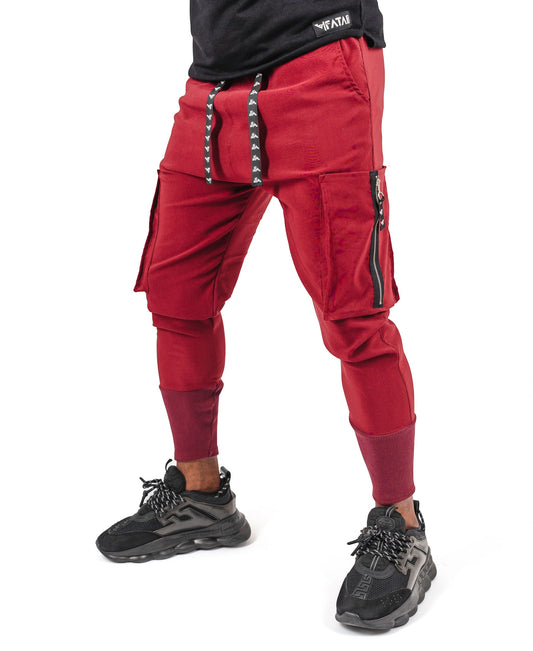 Pantaloni burgundy cu buzunare laterale si snur cu logo