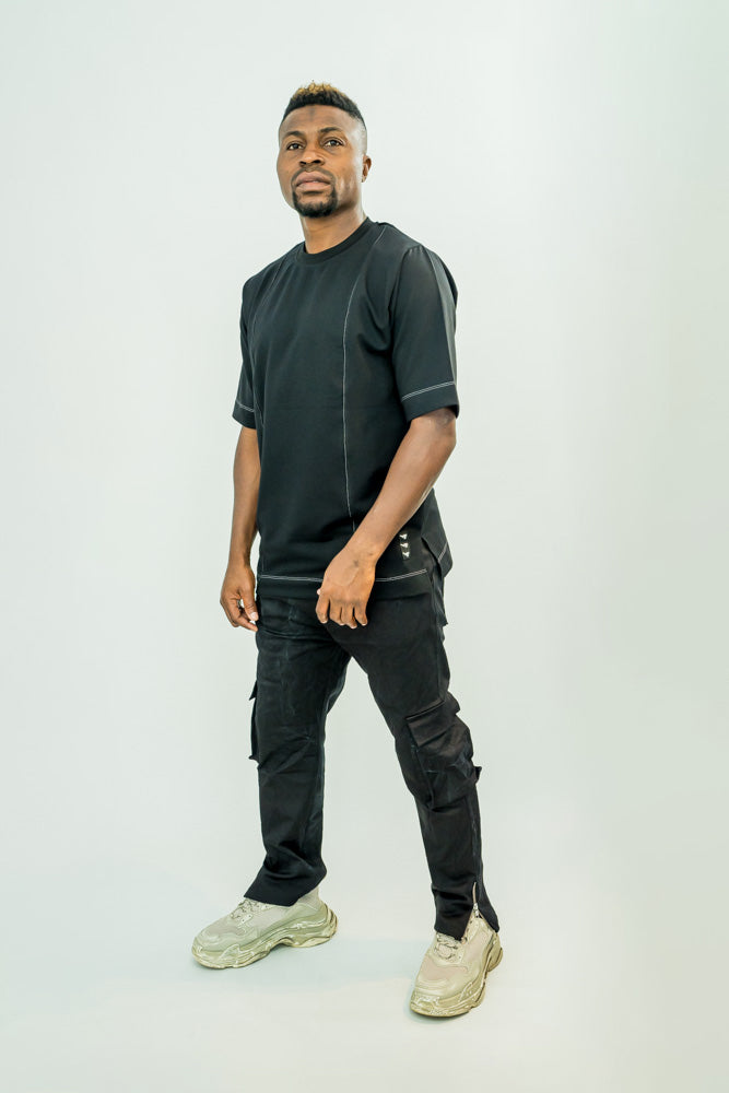 Blugi elasteci cu buzunare laterale, largi jos (negru in degrade)