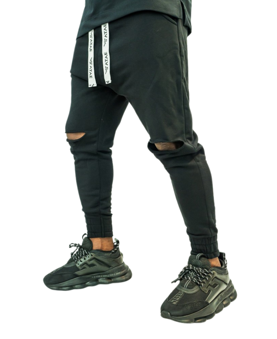 Pantaloni negri cu taietura la genunchi