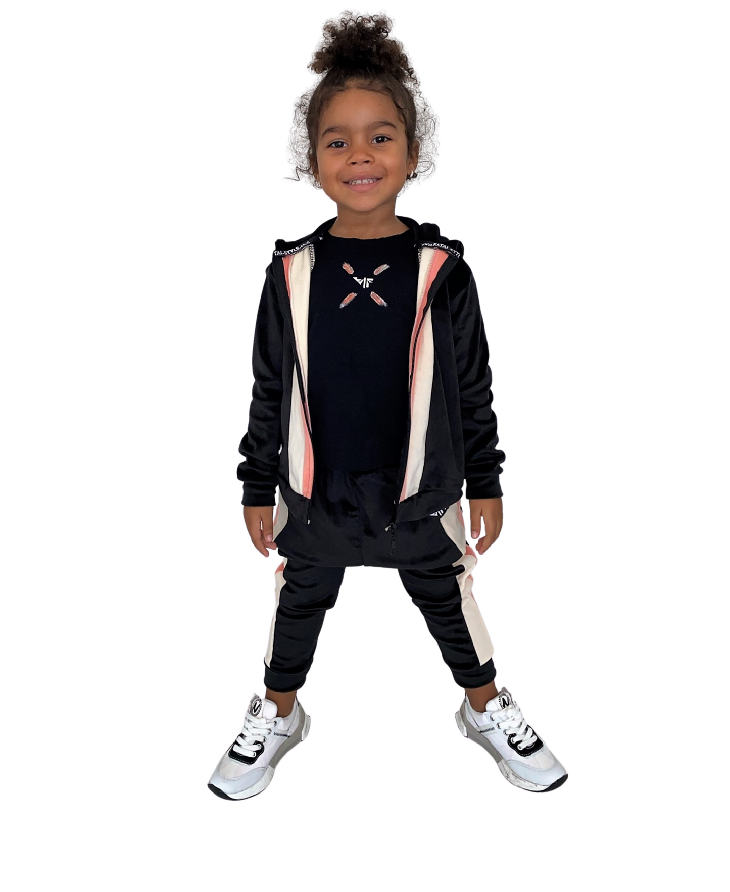 Trening unisex de catifea crem si negru (bluza+pantalon)
