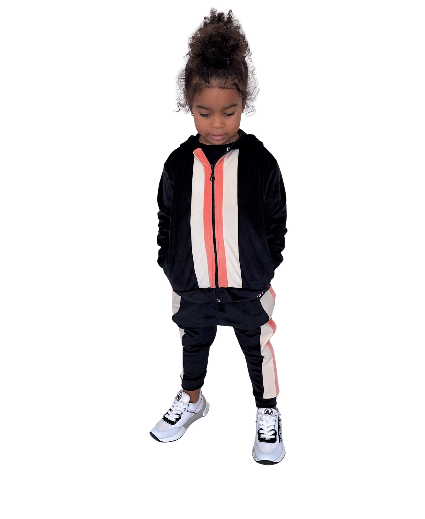 Trening unisex de catifea crem si negru (bluza+pantalon)