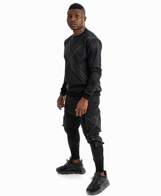 Compleu negru cu design din cusaturi albe