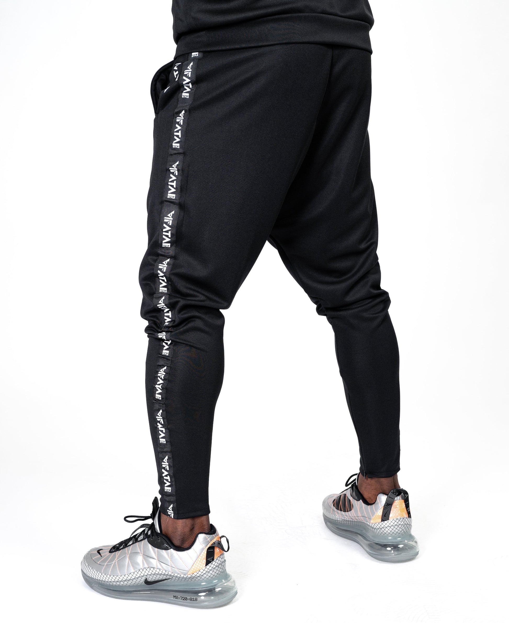 Black trousers with F-sign - Fatai Style