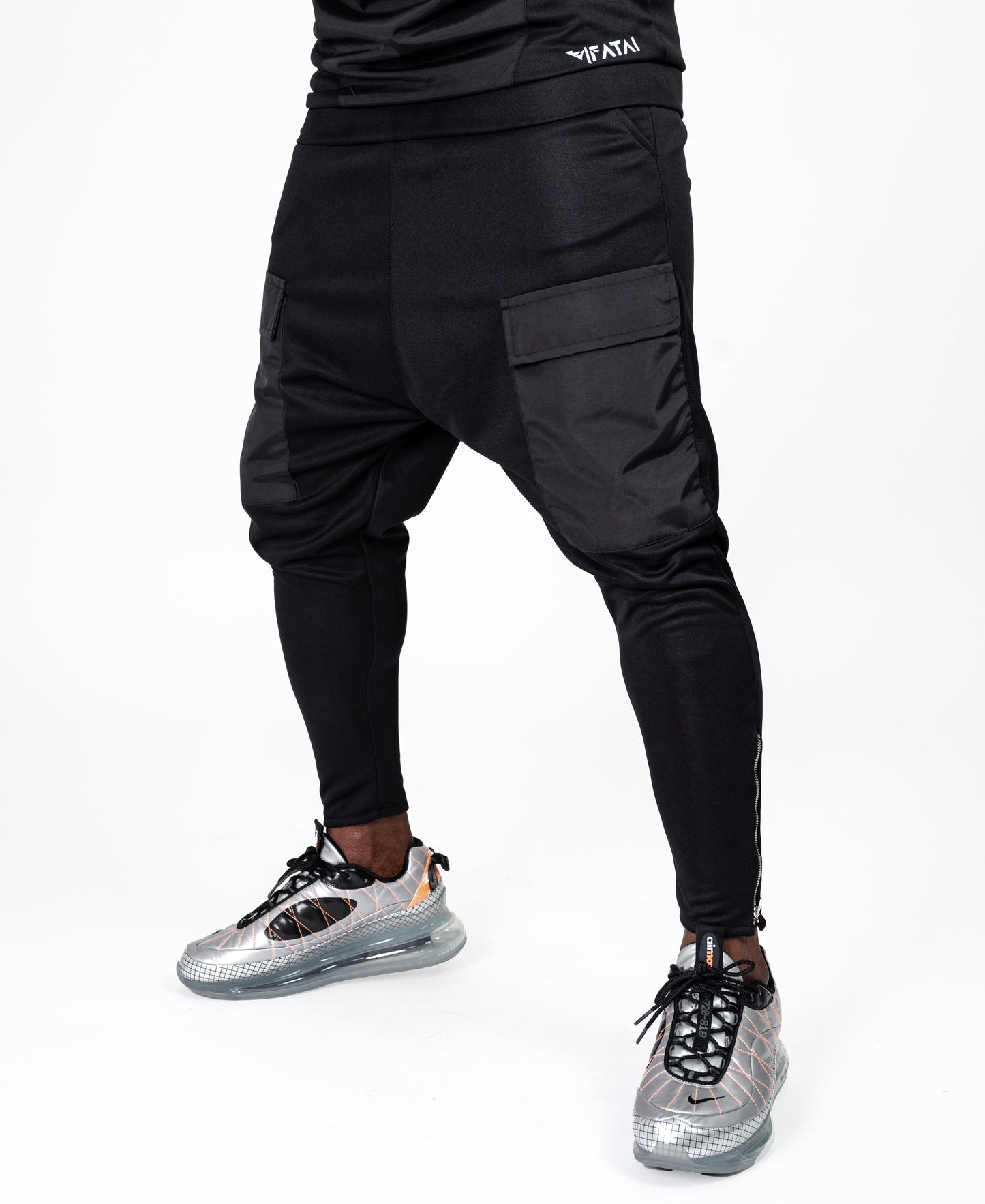 Black trousers with black pockets - Fatai Style