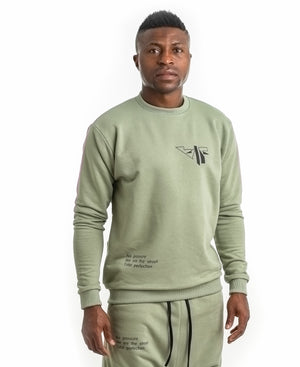 Bluza verde cu logo si scris imprimat